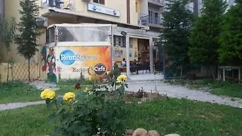 Rent Rooms Thessaloniki  3*,