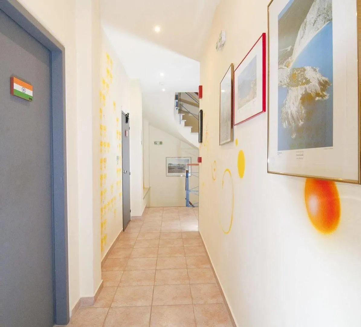 Rent Rooms Thessaloniki  Πανσιόν