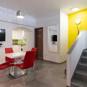 Hotel kapsułowy Vajda 15 