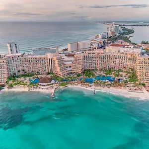 Курортный комплекс Grand Fiesta Americana Coral