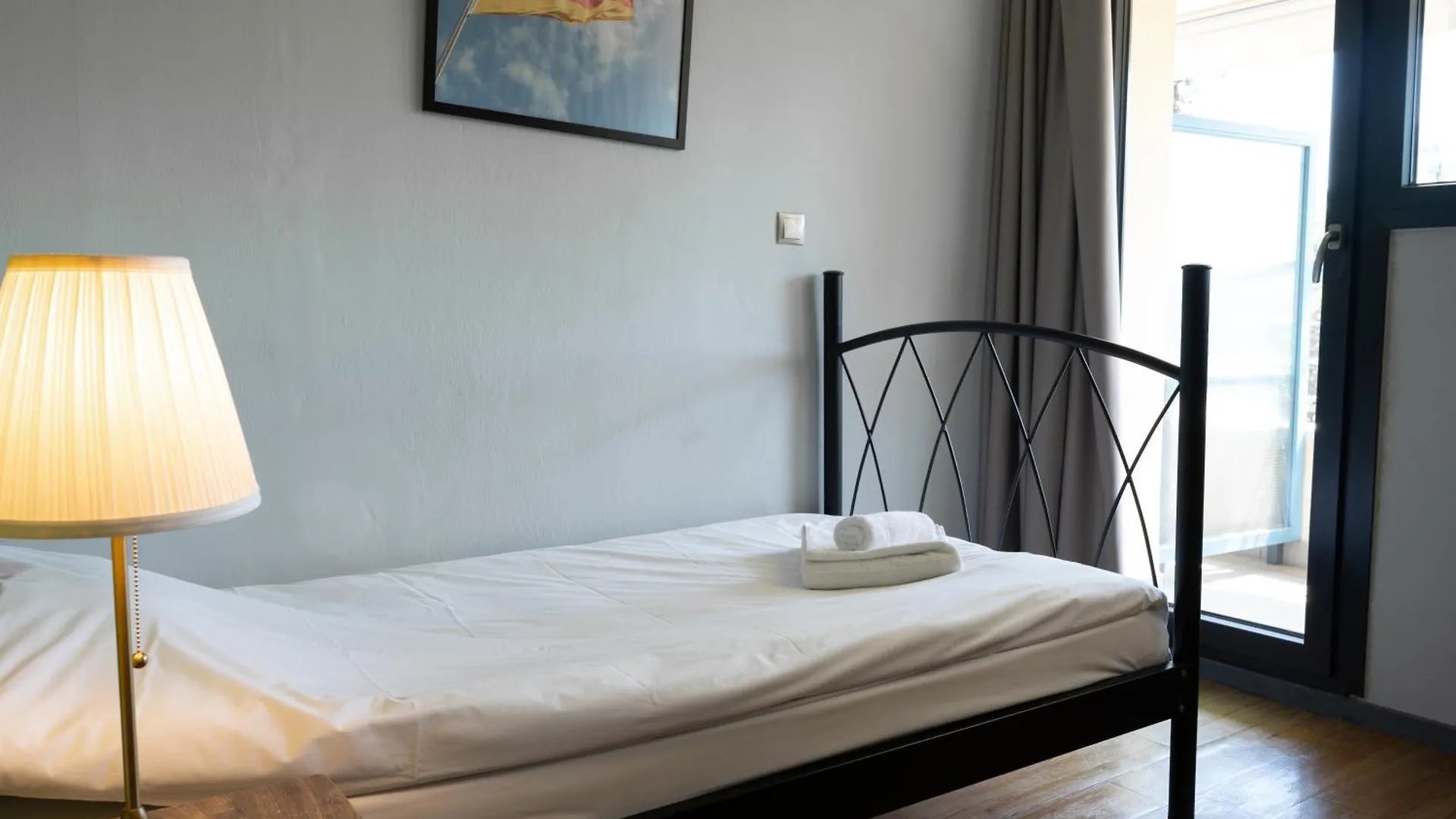 Rentrooms Thessaloníki Gæstehus